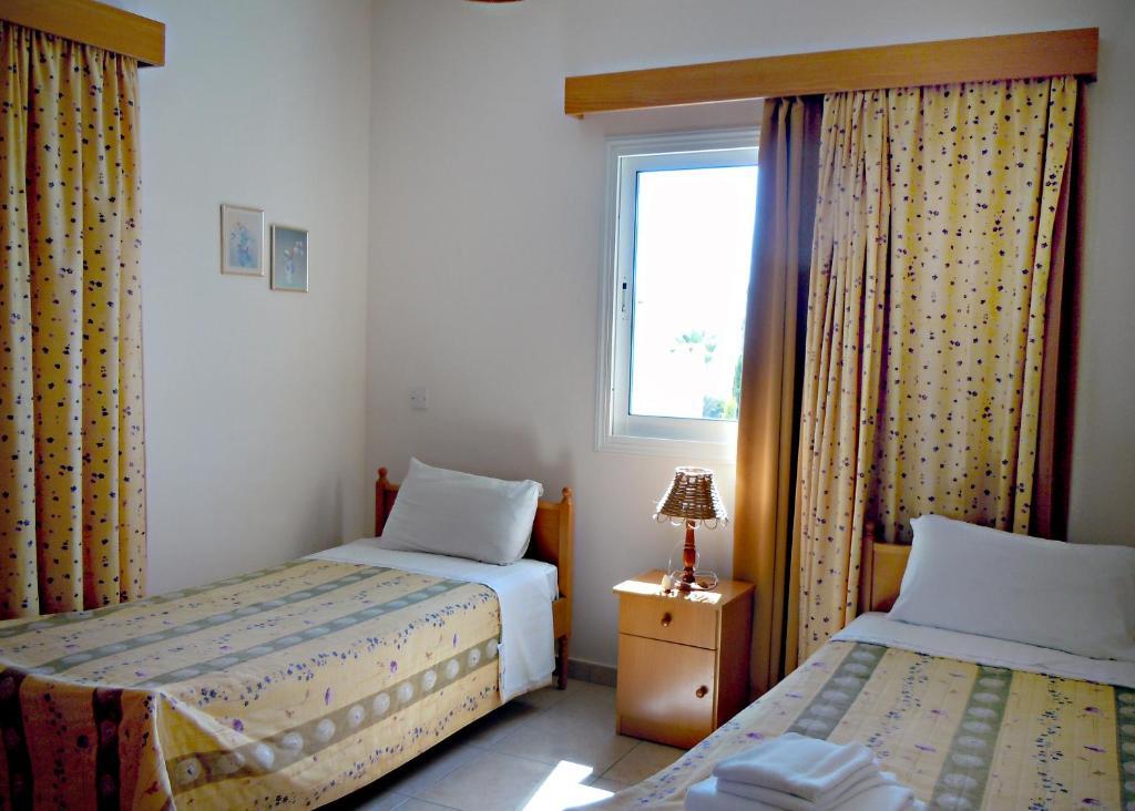 Rododafni Villas Klorakas Cameră foto