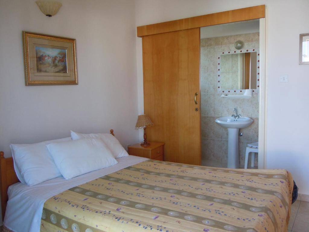 Rododafni Villas Klorakas Cameră foto
